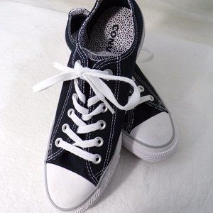 Converse All Star Sneakers Women's size 8, Black Double Tongue